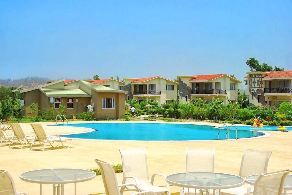 Mapple Leisure Resort Рамнагар Екстериор снимка